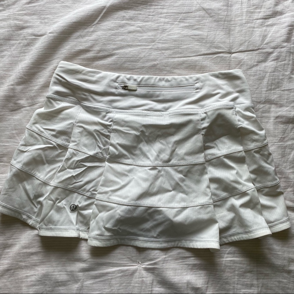 LULULEMON white pace rival mid rise skirt